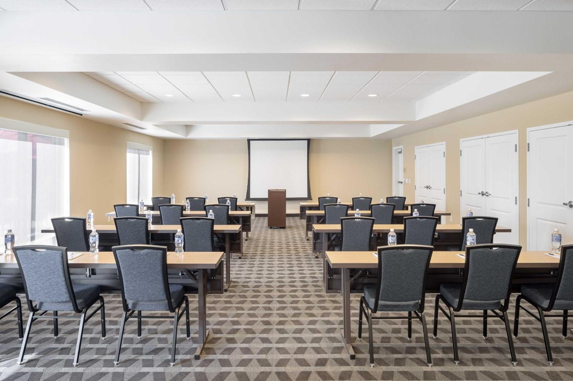 Towneplace By Marriott Suites Portland Vancouver Evergreen Ngoại thất bức ảnh